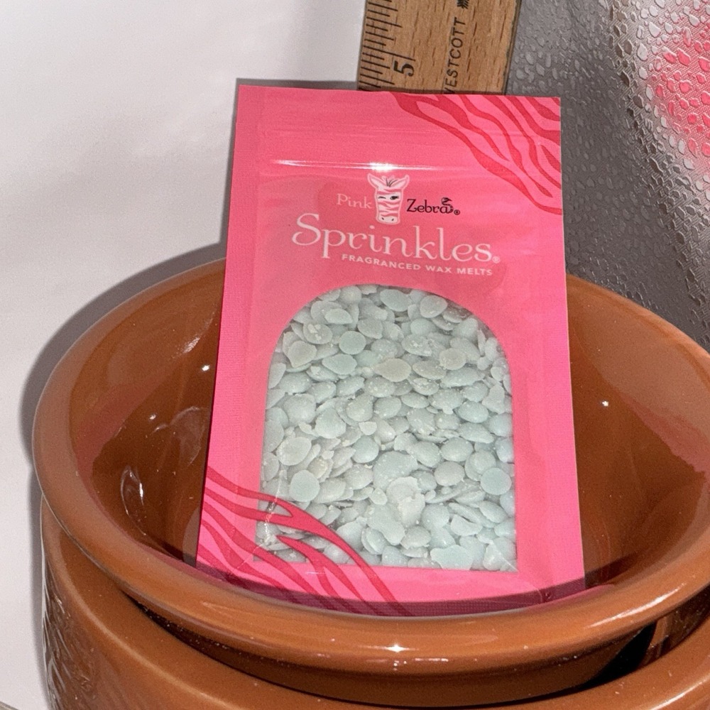 Pink Zebra Home Fragrance Porcupine Simmer Pot Diffusing Lid New In Box 4 Scents - Picture 6 of 9